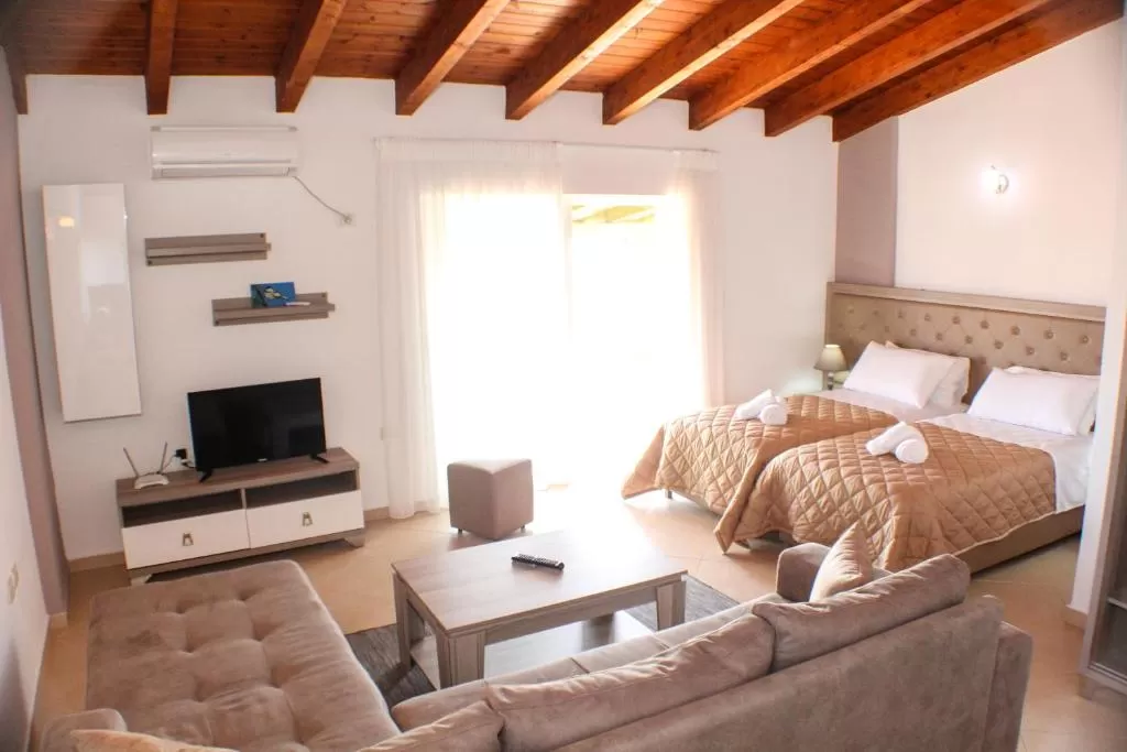 Atlantis Studio SV 4.jpg